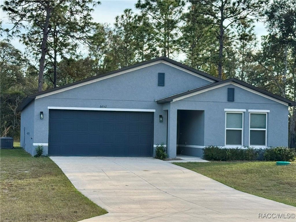6652 N Bedstrow Boulevard, Dunnellon, FL 34434
