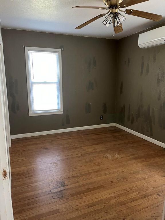 Image 1 of property listing at 2526 Chestnut St, San Angelo, TX 76901