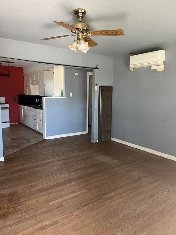 Image 3 of property listing at 2526 Chestnut St, San Angelo, TX 76901