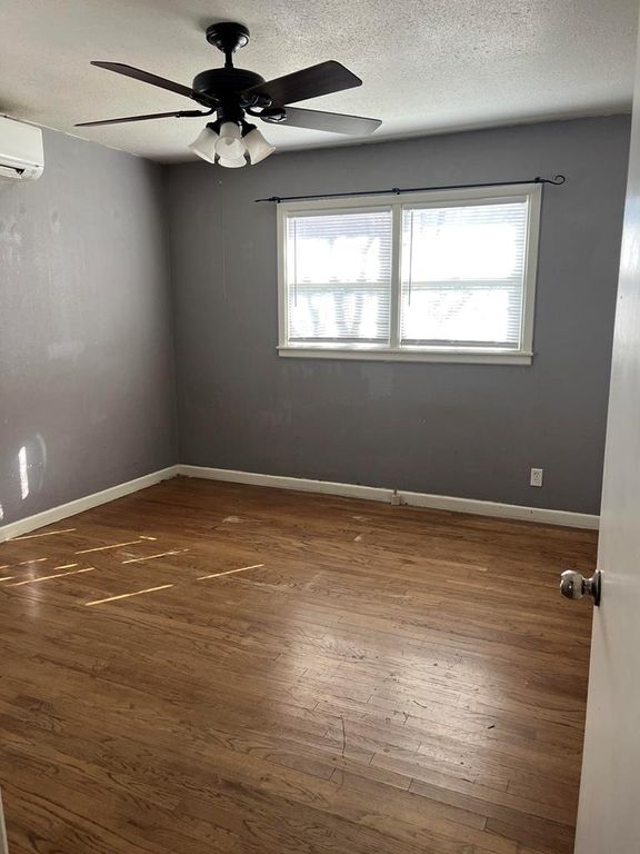 Image 6 of property listing at 2526 Chestnut St, San Angelo, TX 76901