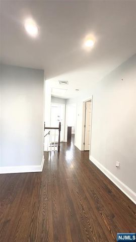 9 Chestnut Street, North Arlington, NJ 07031