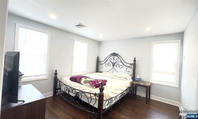 9 Chestnut Street, North Arlington, NJ 07031