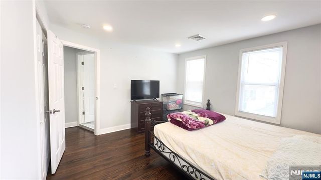 9 Chestnut Street, North Arlington, NJ 07031