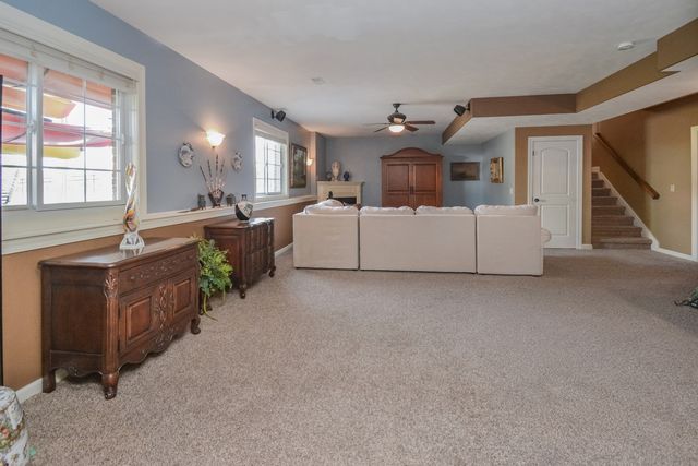 1303 Janet Drive, Bloomington, IL 61704