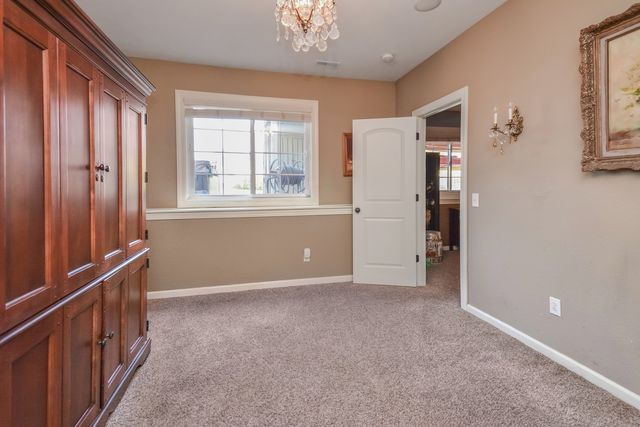 1303 Janet Drive, Bloomington, IL 61704
