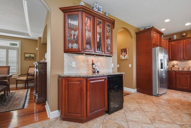 1303 Janet Drive, Bloomington, IL 61704