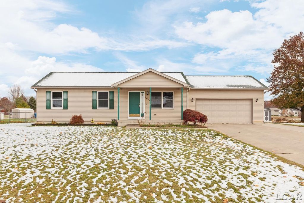 2625 Prairie Drive, Adrian, MI 49221