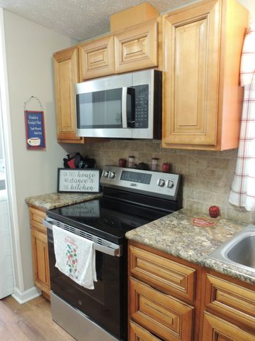 168 LBJ Dr, Gallatin, TN 37066