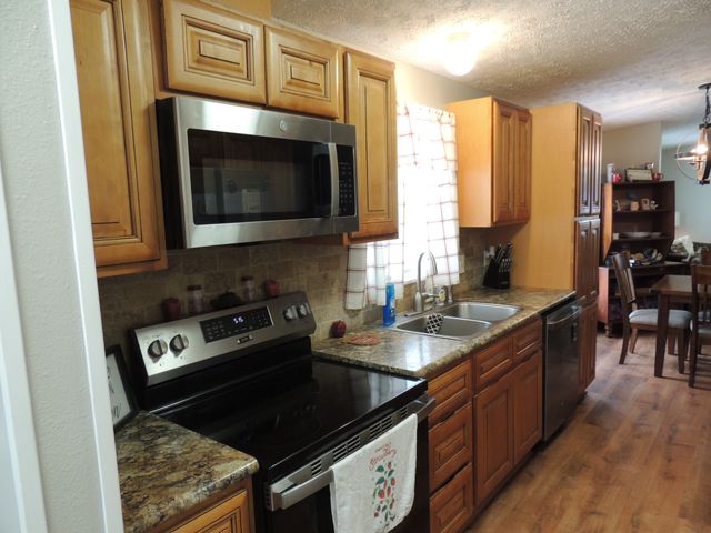 168 LBJ Dr, Gallatin, TN 37066