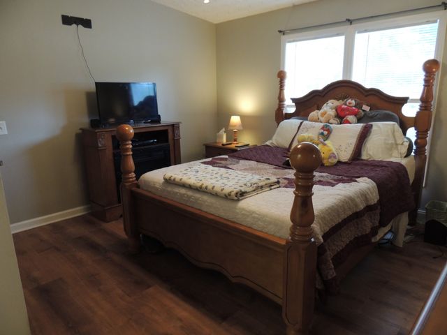 168 LBJ Dr, Gallatin, TN 37066
