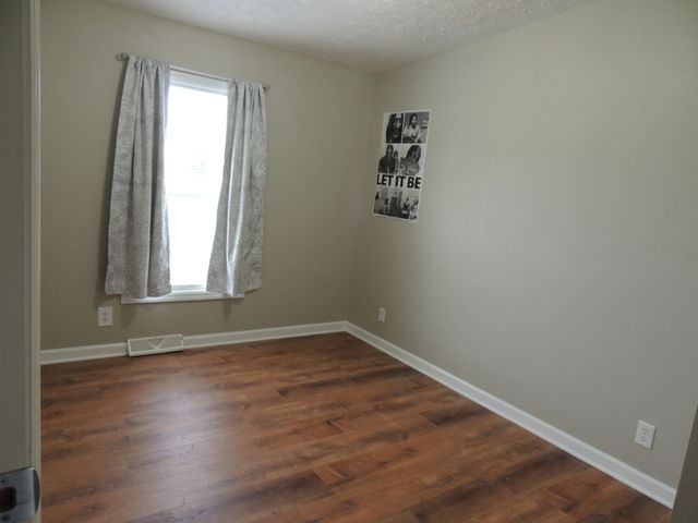 168 LBJ Dr, Gallatin, TN 37066