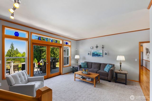 19011 32nd Avenue NW, Stanwood, WA 98292