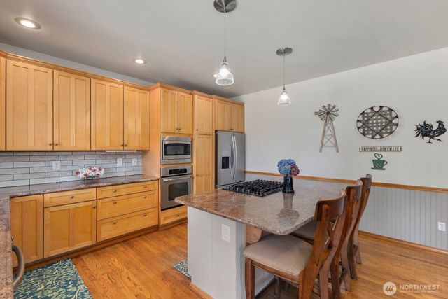 19011 32nd Avenue NW, Stanwood, WA 98292