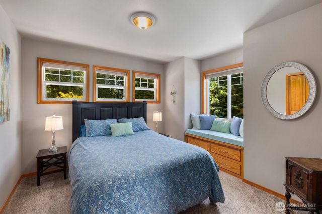 19011 32nd Avenue NW, Stanwood, WA 98292