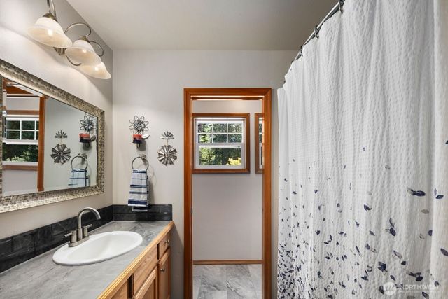 19011 32nd Avenue NW, Stanwood, WA 98292