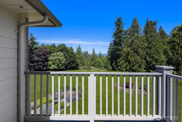 19011 32nd Avenue NW, Stanwood, WA 98292
