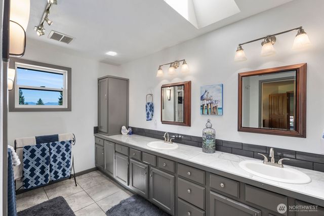 19011 32nd Avenue NW, Stanwood, WA 98292