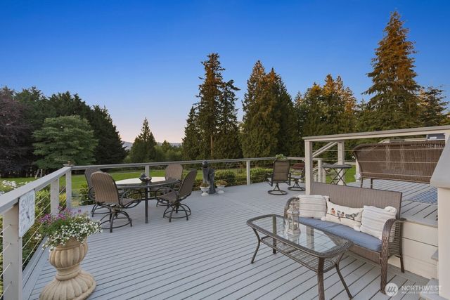 19011 32nd Avenue NW, Stanwood, WA 98292
