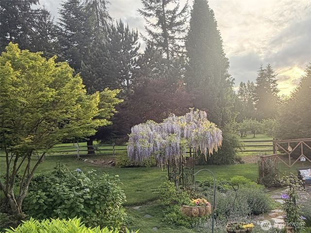 19011 32nd Avenue NW, Stanwood, WA 98292
