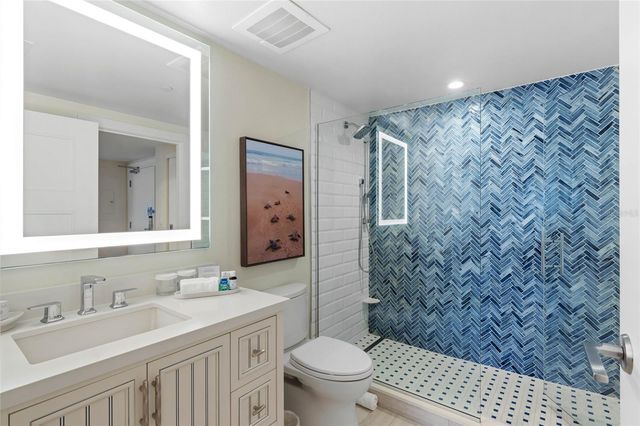 210 SANDS POINT ROAD 2101, Longboat Key, FL 34228