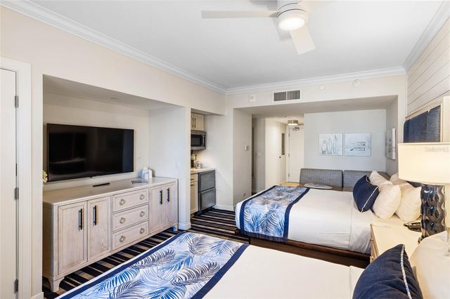 210 SANDS POINT ROAD 2101, Longboat Key, FL 34228