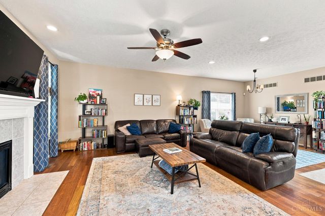 920 Paul Vista Drive, Miami Twp, OH 45140