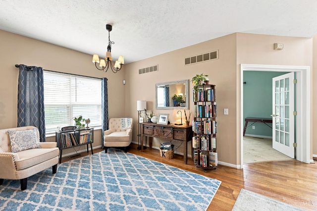 920 Paul Vista Drive, Miami Twp, OH 45140