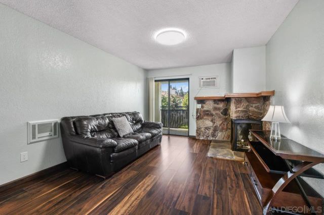 1009 S Sunshine D, El Cajon, CA 92020