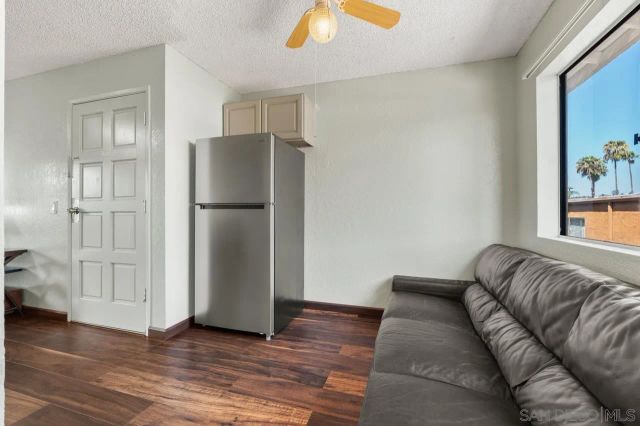 1009 S Sunshine D, El Cajon, CA 92020