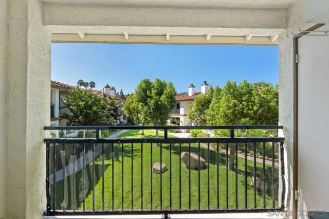 1009 S Sunshine D, El Cajon, CA 92020