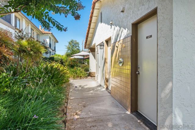 1009 S Sunshine D, El Cajon, CA 92020