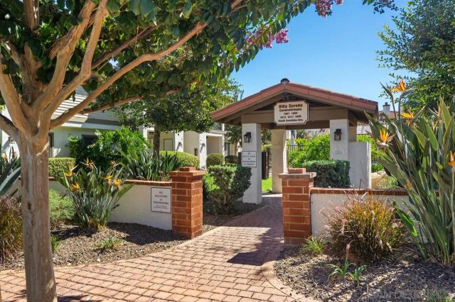 1009 S Sunshine D, El Cajon, CA 92020
