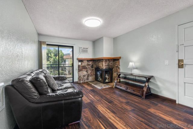 1009 S Sunshine D, El Cajon, CA 92020