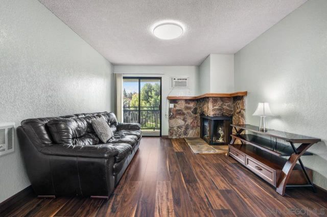 1009 S Sunshine D, El Cajon, CA 92020