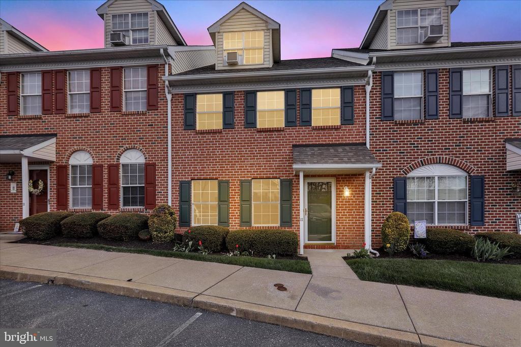 12 ASHFIELD CT, Reading, PA 19607