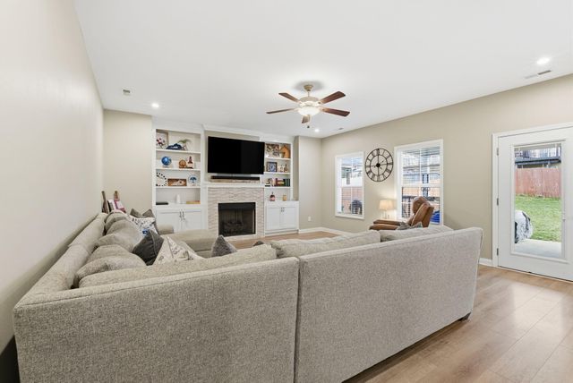 624 Lucille Drive, Lexington, KY 40511