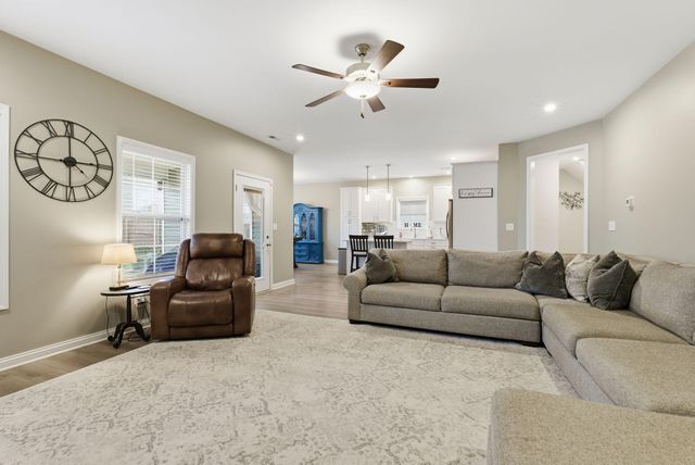 624 Lucille Drive, Lexington, KY 40511