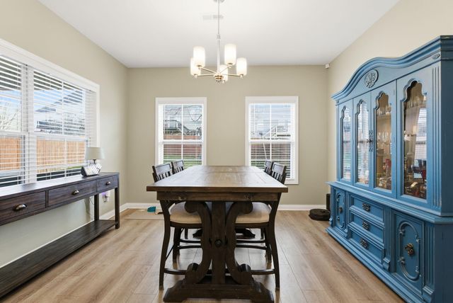 624 Lucille Drive, Lexington, KY 40511