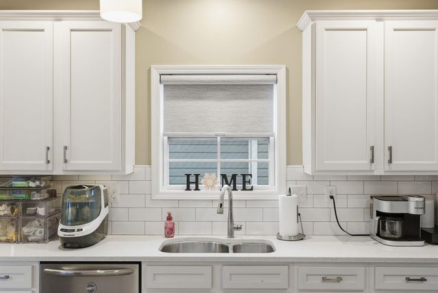 624 Lucille Drive, Lexington, KY 40511