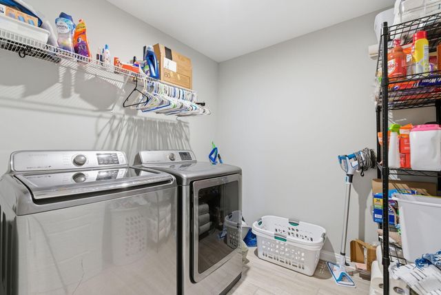 624 Lucille Drive, Lexington, KY 40511