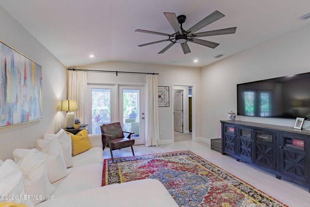 141 WAMBAW Drive, St. Johns, FL 32259