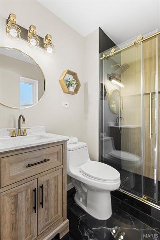 13016 Ambois Drive, St Louis, MO 63141