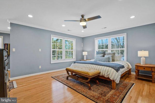 2314 APPLE HILL RD, Alexandria, VA 22308