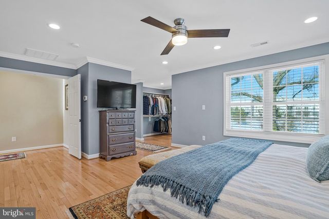 2314 APPLE HILL RD, Alexandria, VA 22308