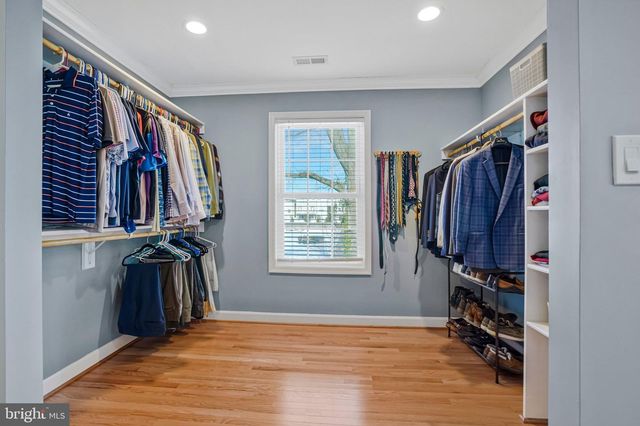 2314 APPLE HILL RD, Alexandria, VA 22308