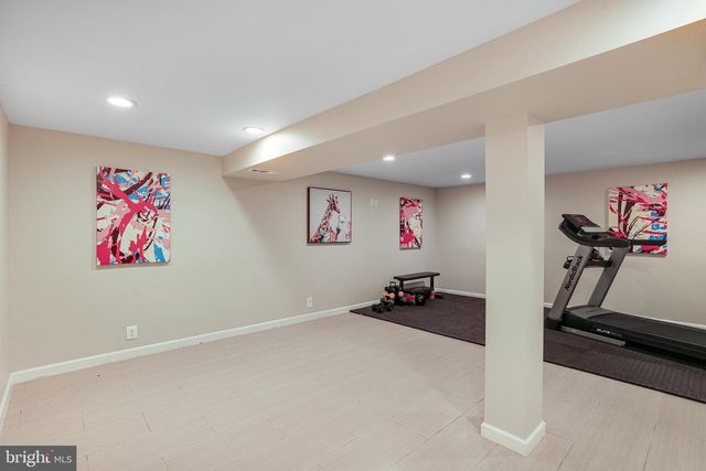 2314 APPLE HILL RD, Alexandria, VA 22308