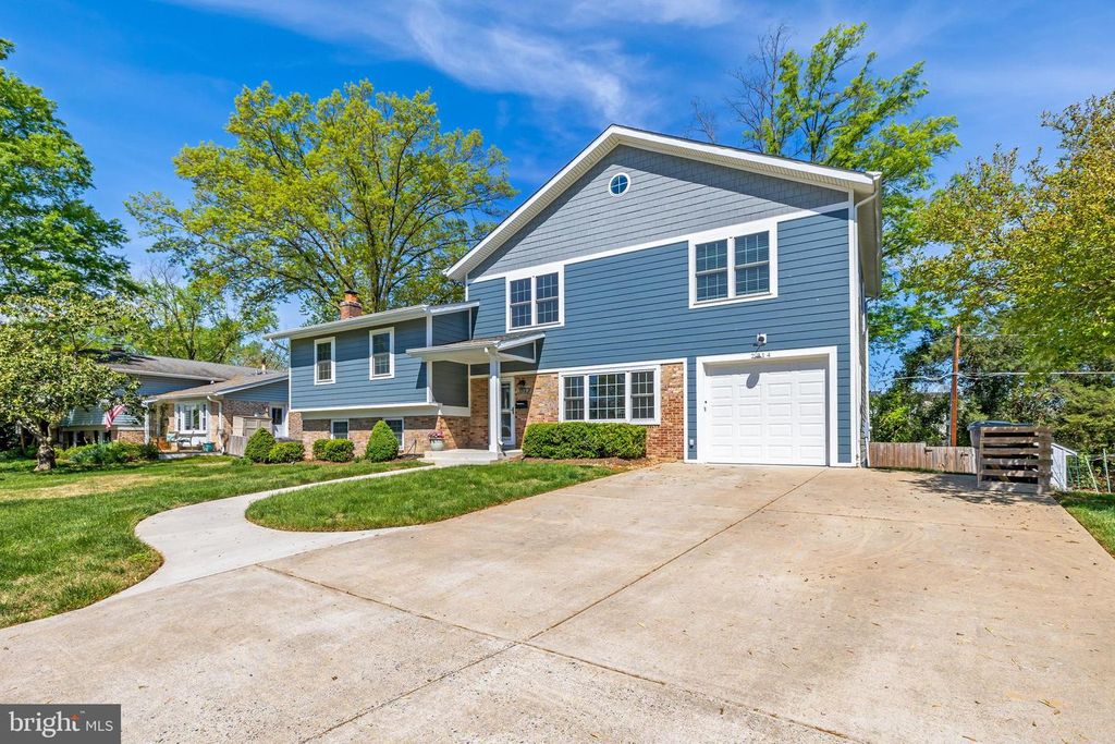 2314 APPLE HILL RD, Alexandria, VA 22308