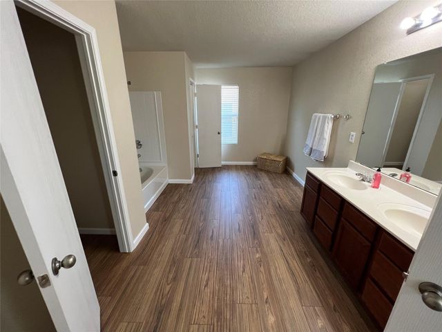 9953 Mount Pheasant Road, Fort Worth, TX 76108