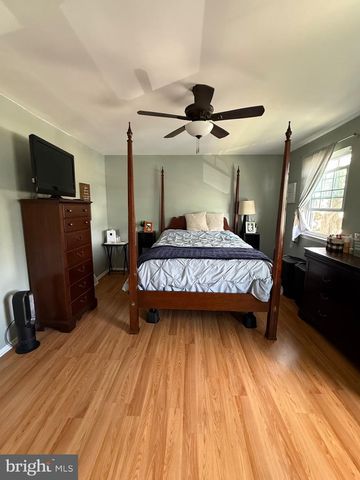 111 RELIANCE CIR, Telford, PA 18969