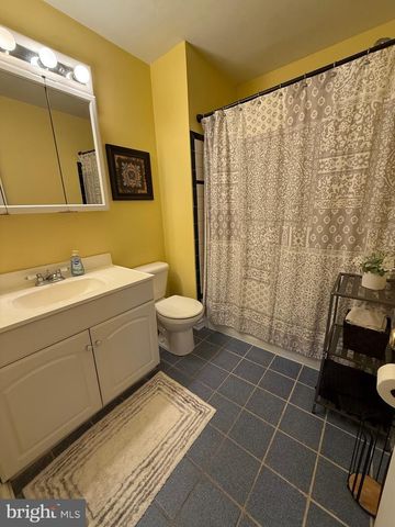 111 RELIANCE CIR, Telford, PA 18969